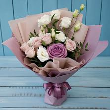 Букет цветов из:  Розы и Лизиантусы в Марьяновке
