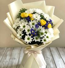 Букет цветов из:  Ирисы, Хризантемы и Розы #REPLACE_PRED# Марьяновке