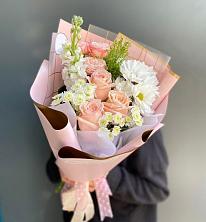 Букет цветов из:  Хризантемы и Розы в Марьяновке