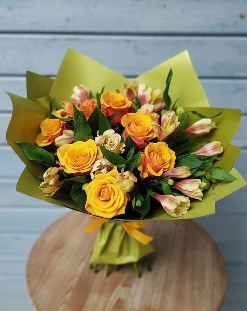 Букет цветов из: Альстромерии и Розы в Марьяновке